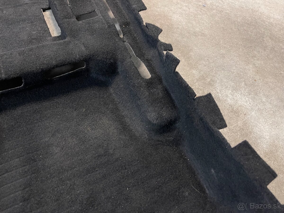 skoda octavia 2 DSG cierny koberec neposkodeny facelift - 11