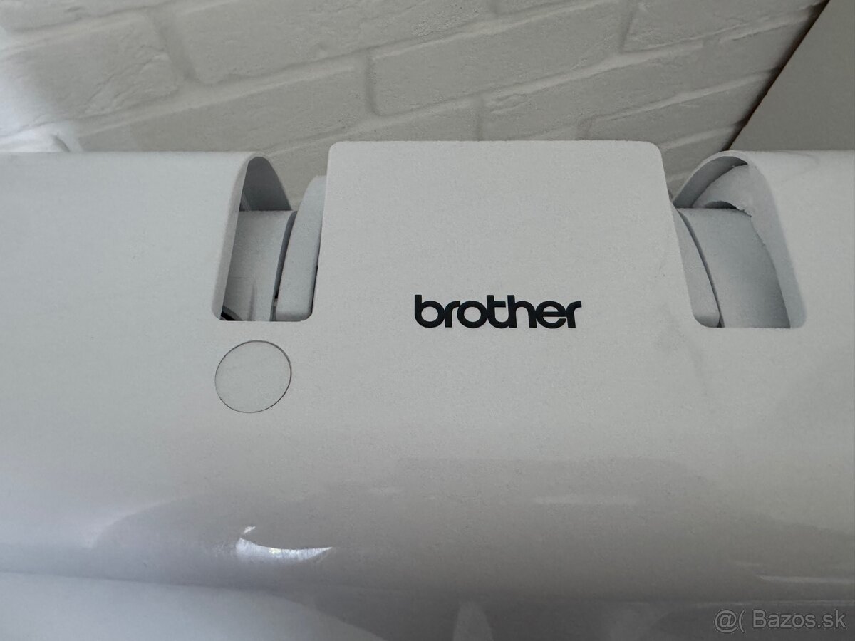 Šijací stroj Brother innov-is F420 výborný šijaci stroj - 11
