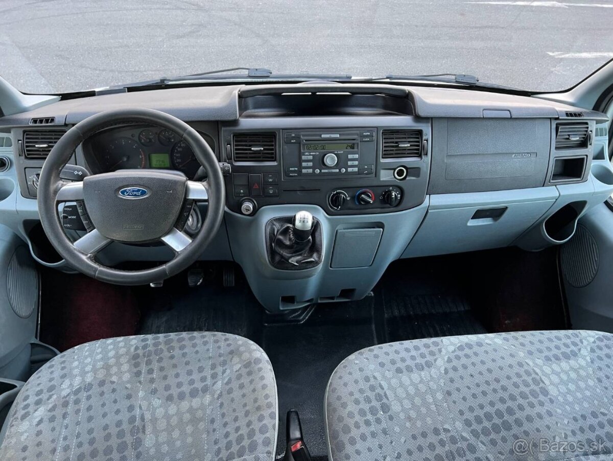 Ford Transit 2.2 TDCi 81kw 9 míst L2H2 - 11
