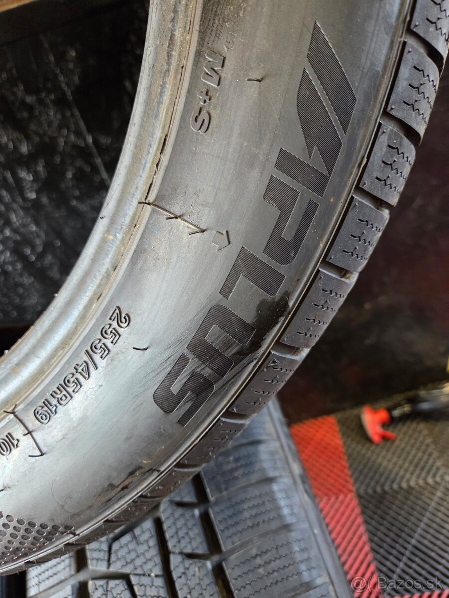 255/45 R19 Aplus M+S Pneumatiky - 11