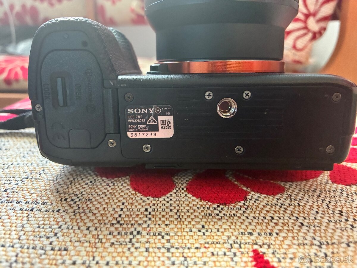 Sony Alpha 7 II + Sony 28–70 mm OSS - 11