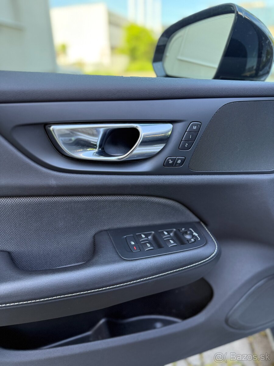 Predám Volvo V60 R DESIGN,D4, AWD, AT8, r.v. 2020 - 11