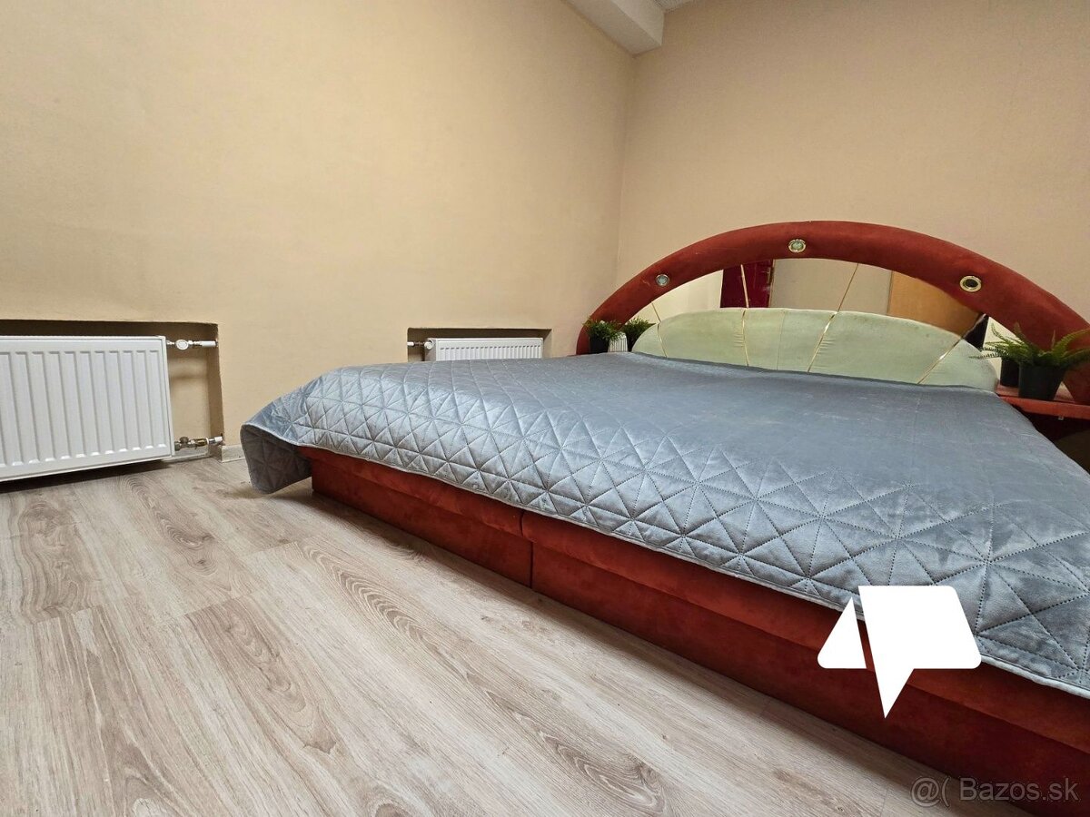 Predaj prevádzkový objekt/ rodinný dom Nitra centrum, pozemo - 11