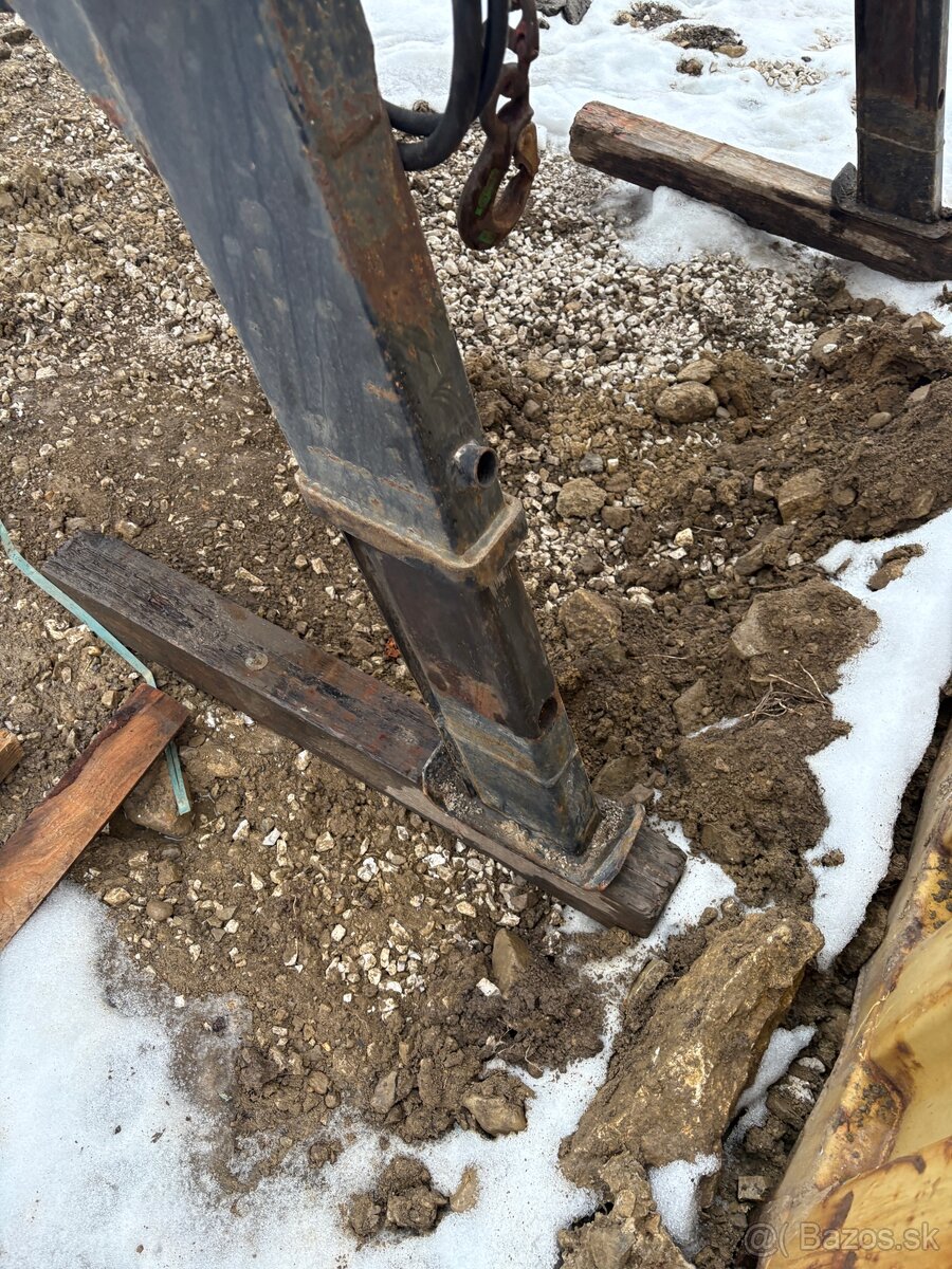 Multicar kontajnerova nadstavba na kratky razvor - 11