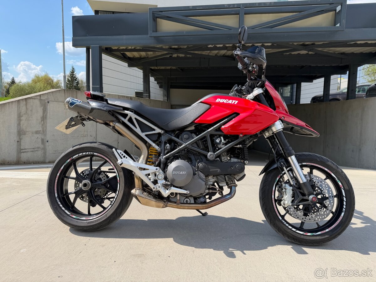 Ducati Hypermotard 796 - 11