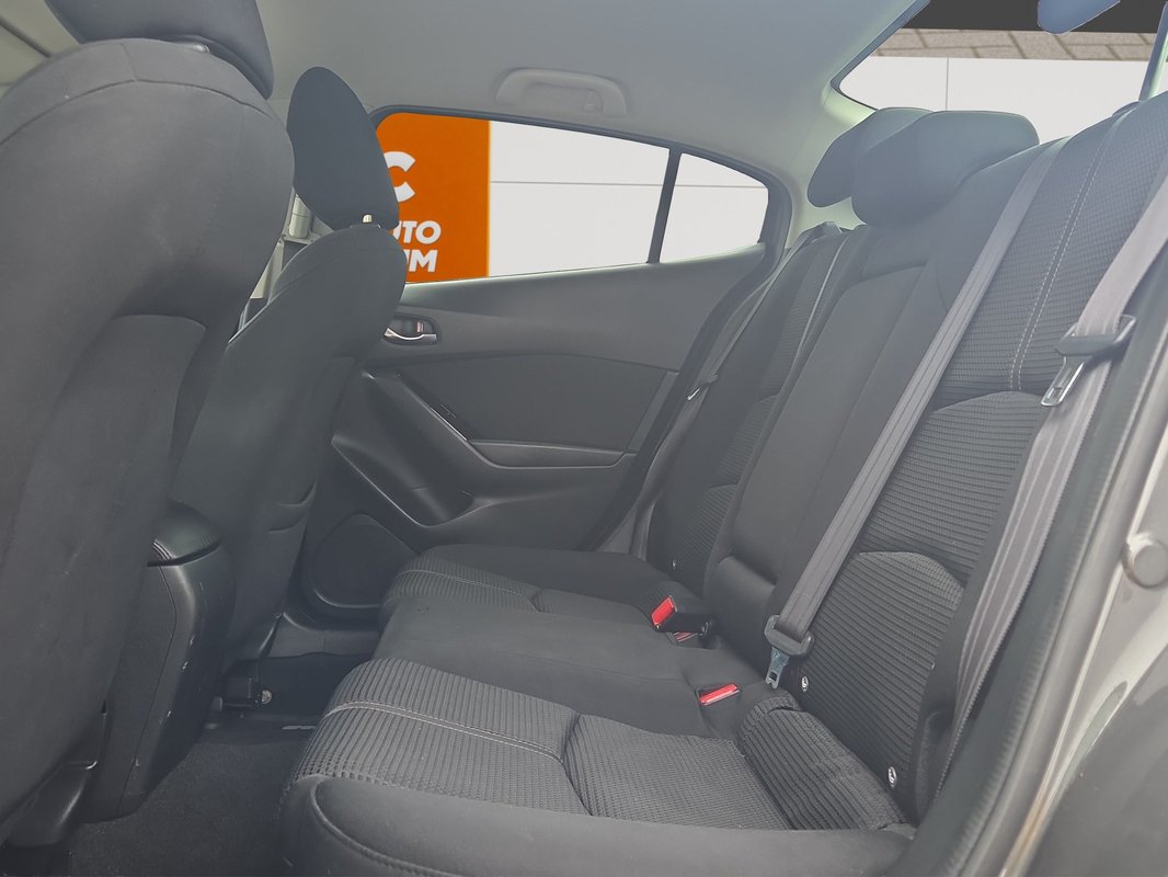 Mazda 3 2.2 Skyactiv-D150 Attraction - 11