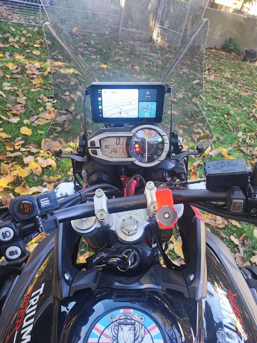 Triumph Tiger 800 XC special edition - 11