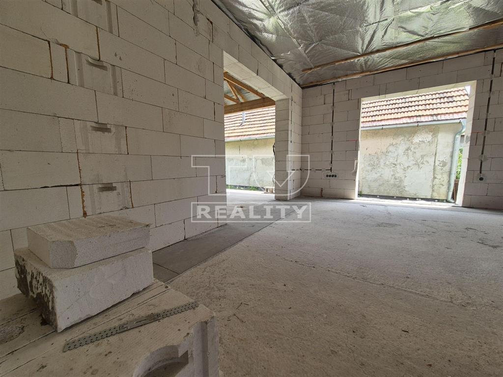 REZERVOVANÉ. Novostavba 4-izbového bungalovu s veľkým... - 11