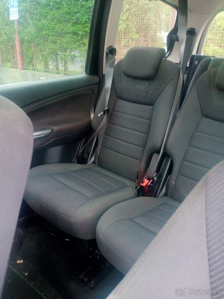 Predám Ford Galaxy benzín - 11