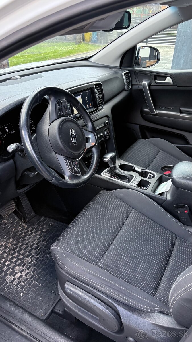 KIA Sportage - 11