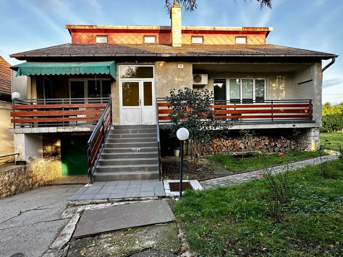 NOVÁ CENA KOŠICE - KRÁSNA - VÝBORNÁ LOKALITA - DVOJGENERAČN - 11