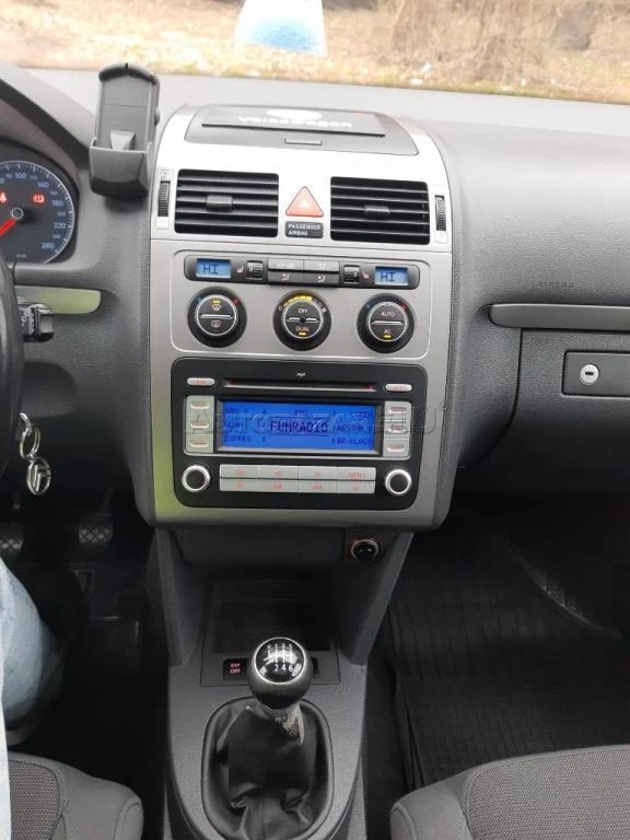 Vw Touran 2.0Tdi 8V BMM Trendline - 11