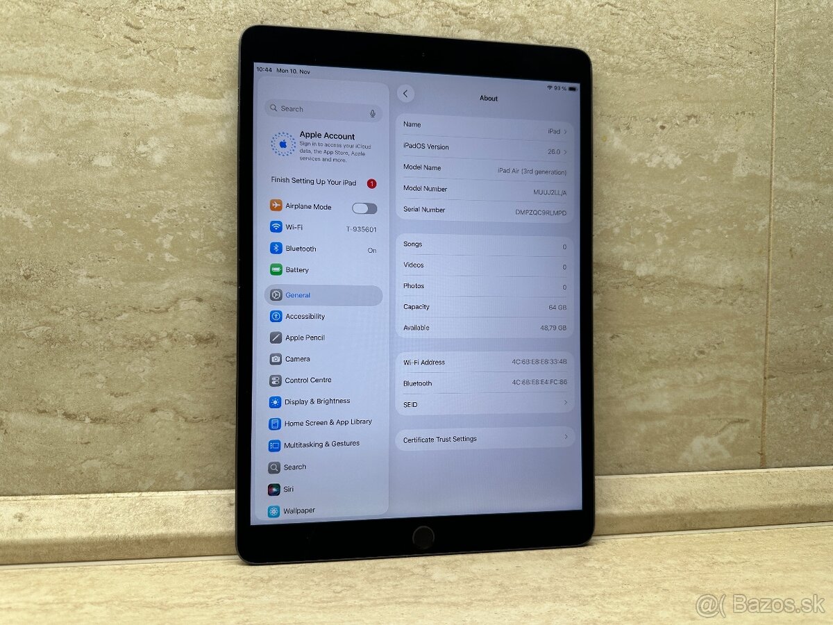 Apple iPad Air 3 Wi-Fi 64GB Space Gray - 11