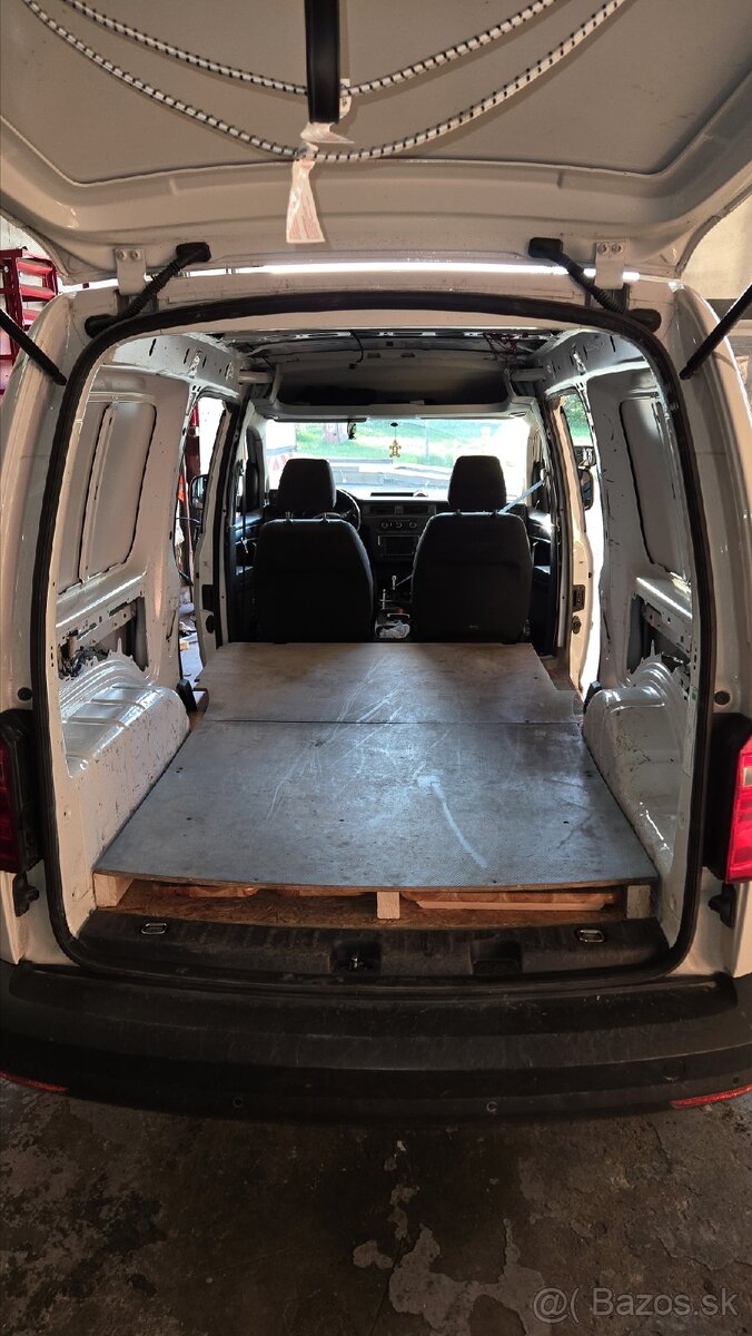 VW Caddy maxi 2.0tdi 110KW - 11