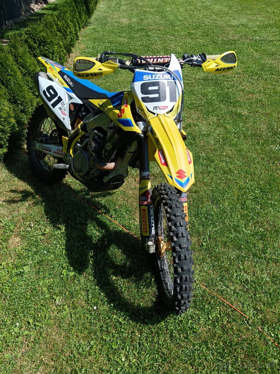 Suzuki rmz450 - 11