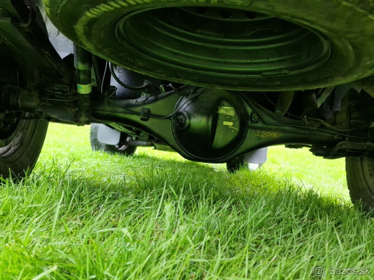 MITSUBISHI L200 2019 2.4D-ID 4X4 + UZÁVIERKA ZAD. DIF. - 11