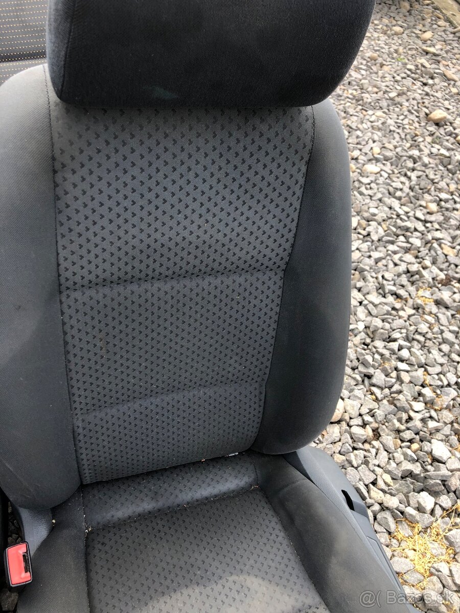 Predám predné sedadla do Vw Sharan Galaxy - 11