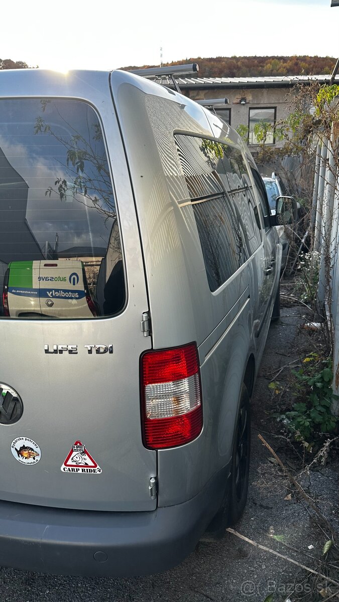 Volkswagen Caddy Life 1.9 TDI 77kW - 11
