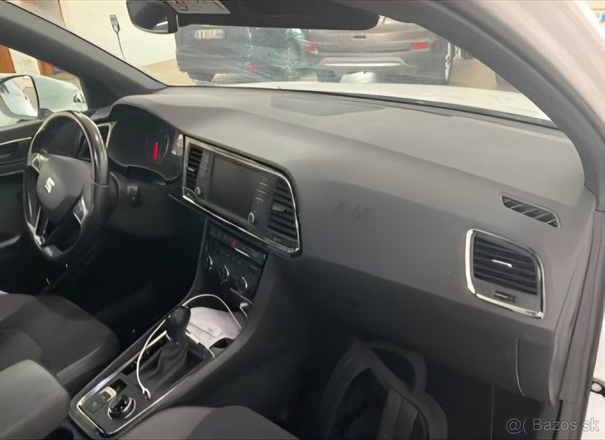 Seat Ateca 2.0TDI DSG 4x4 140kw Full led Navi - 11