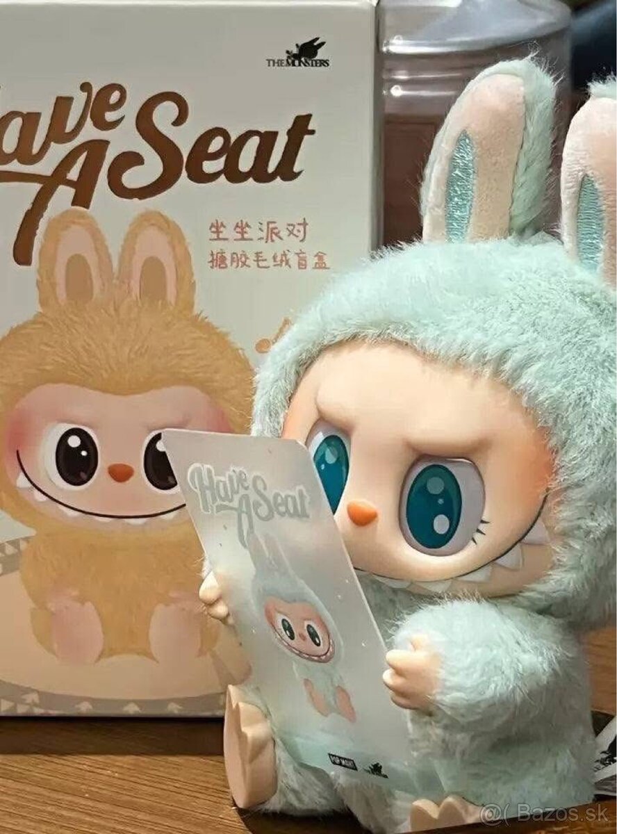 Labubu Have a Seat - 11