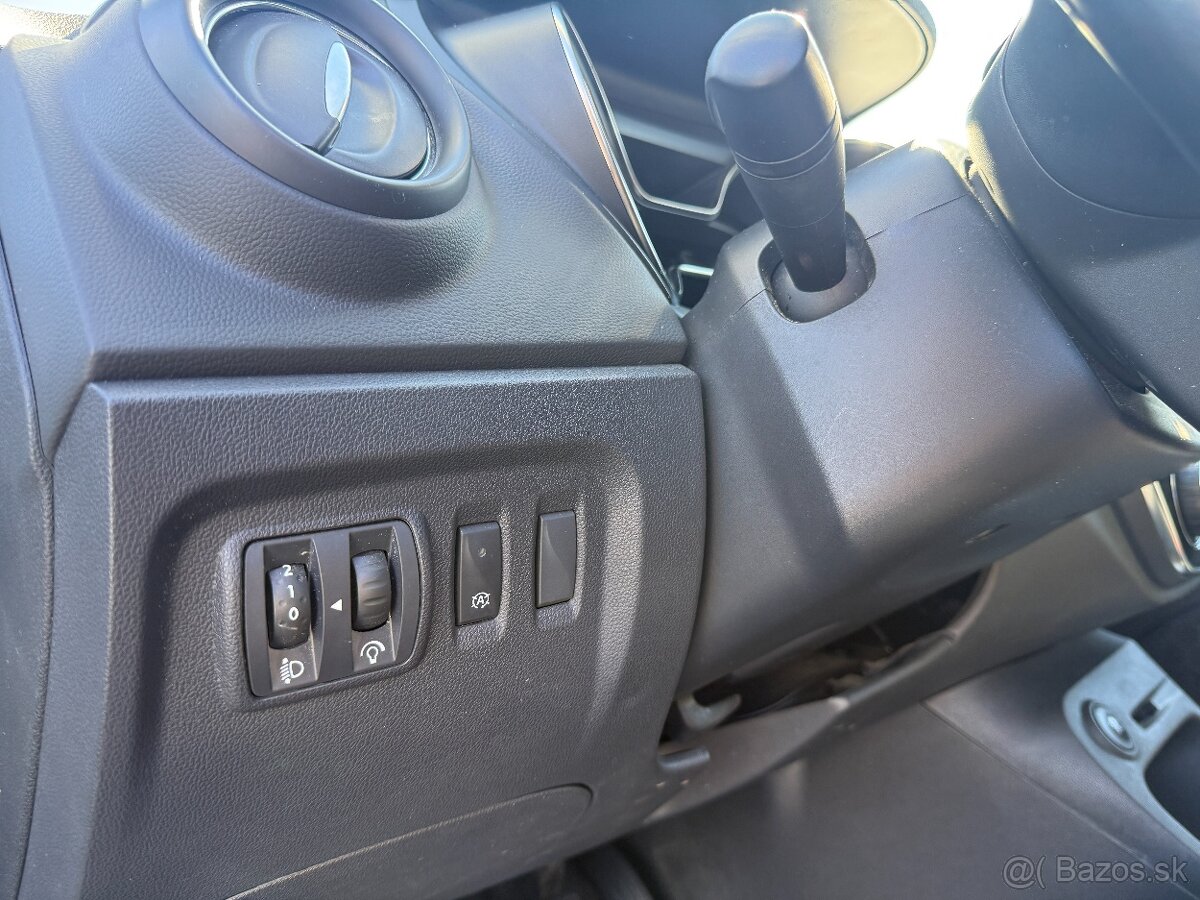 Renault Captur Energy TCe 120 Intens 79 669 km 2018 - 11