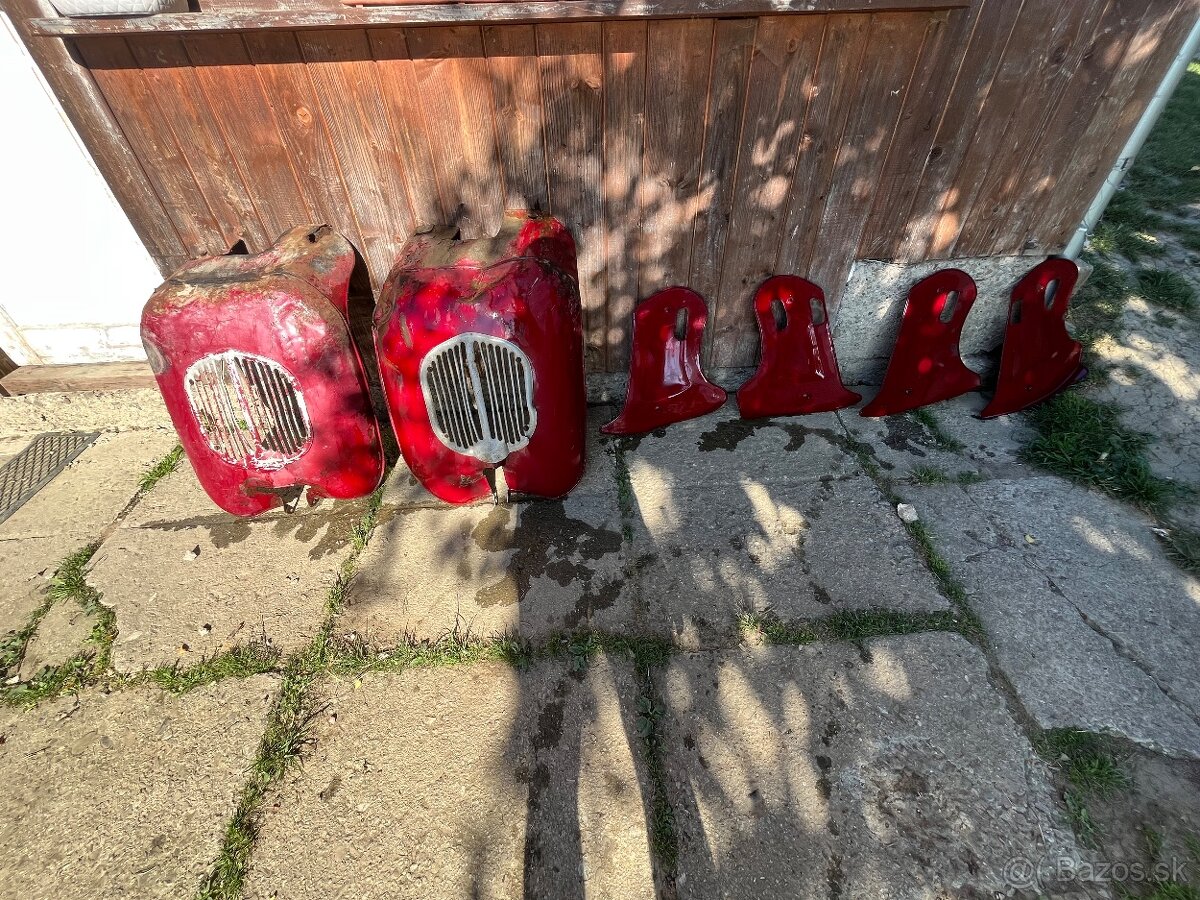 Reumaplech, Diely JAWA ČZ - 11