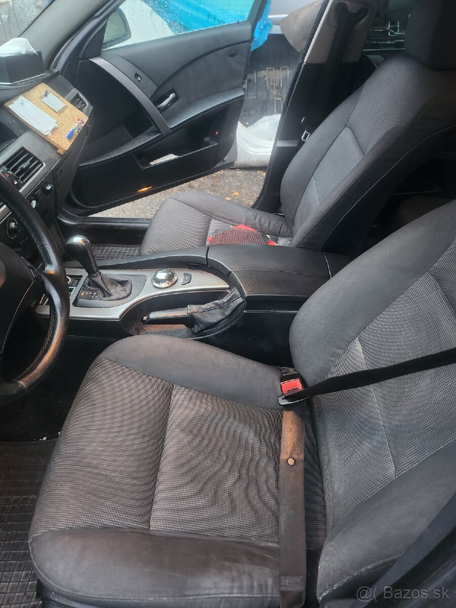 Predám BMW 525 .E60. 130 kW 2500 cm³ - 11