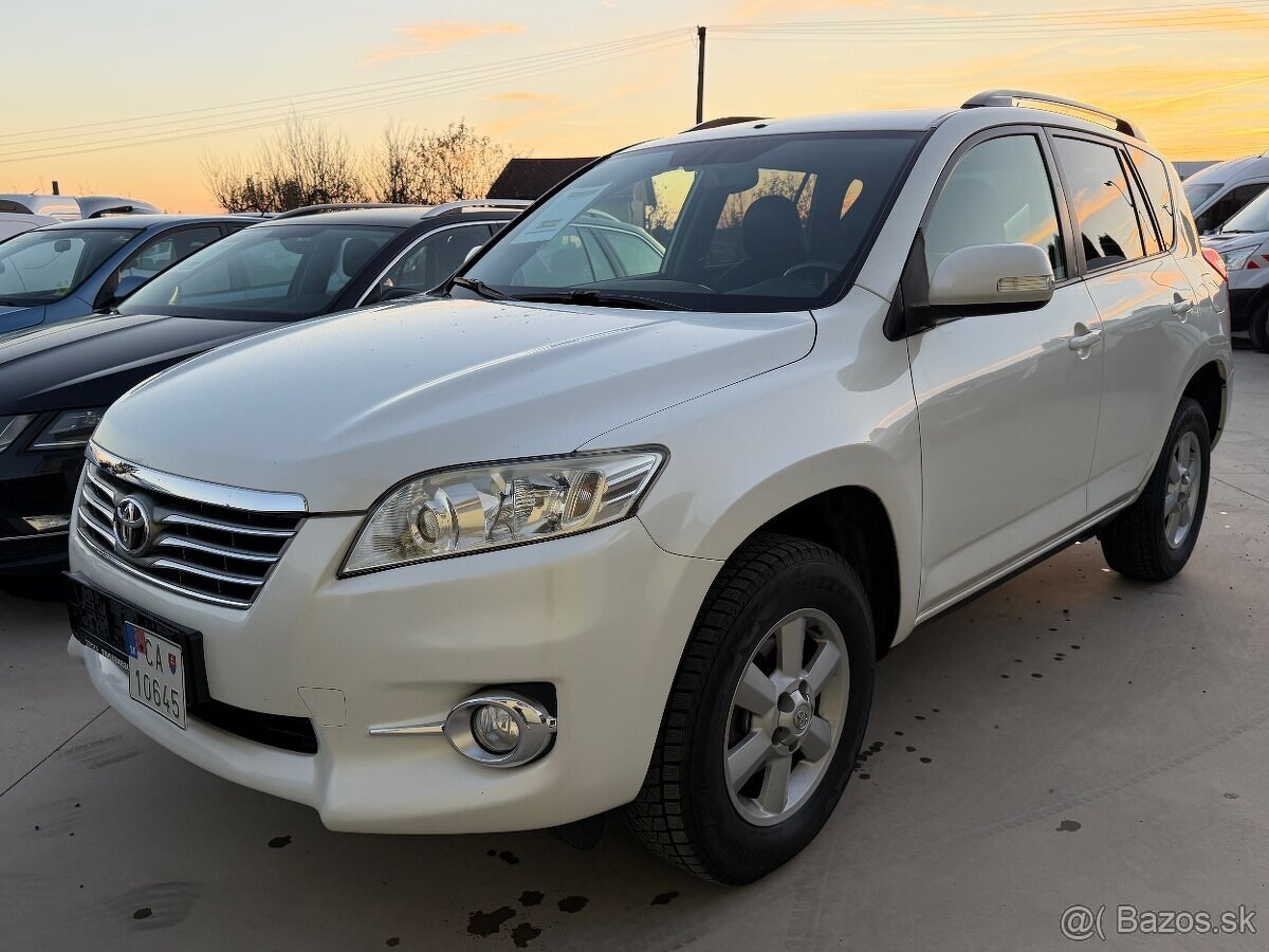 Toyota RAV4 2.2l D-4D 150 Terra - 11