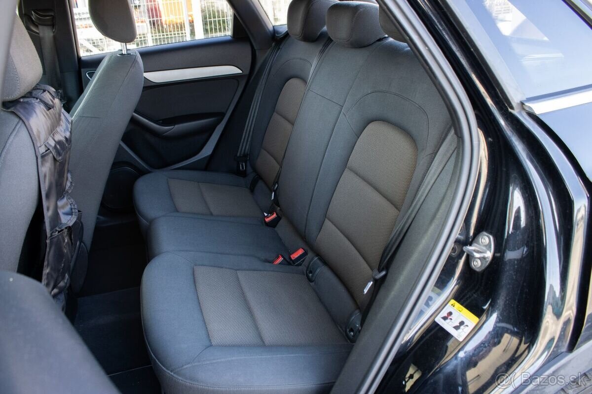 Audi Q3 2.0 TDi Quattro Manuál - 11