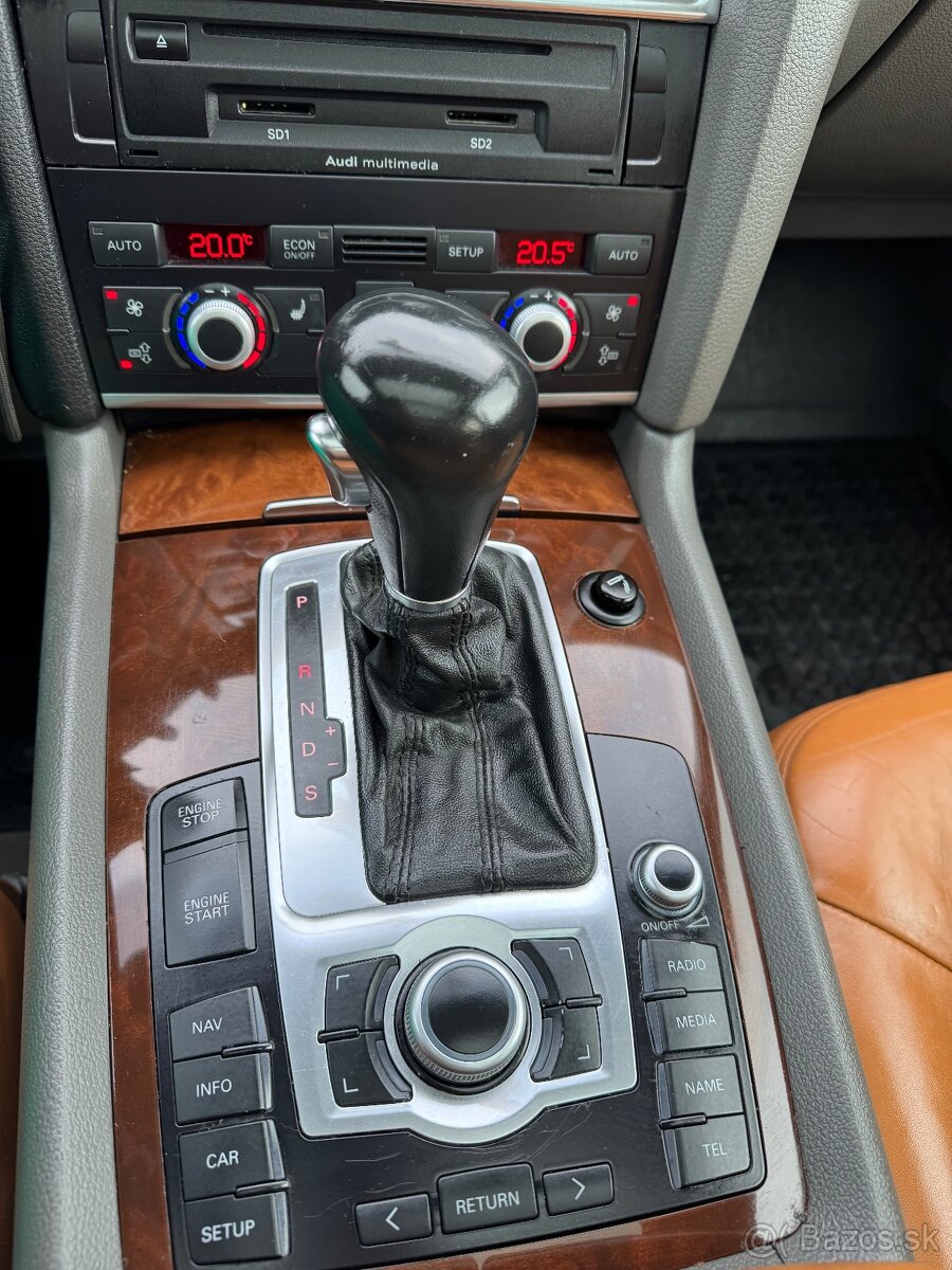 Audi Q7 4.2 TDI V8 Quattro - 11