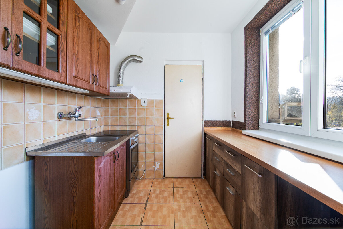 Na predaj priestranný 3-izbový byt v Zákamennom - 11