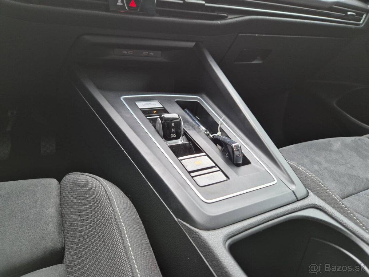 Volkswagen Golf 1.5 eTSI ACT Style DSG - 11