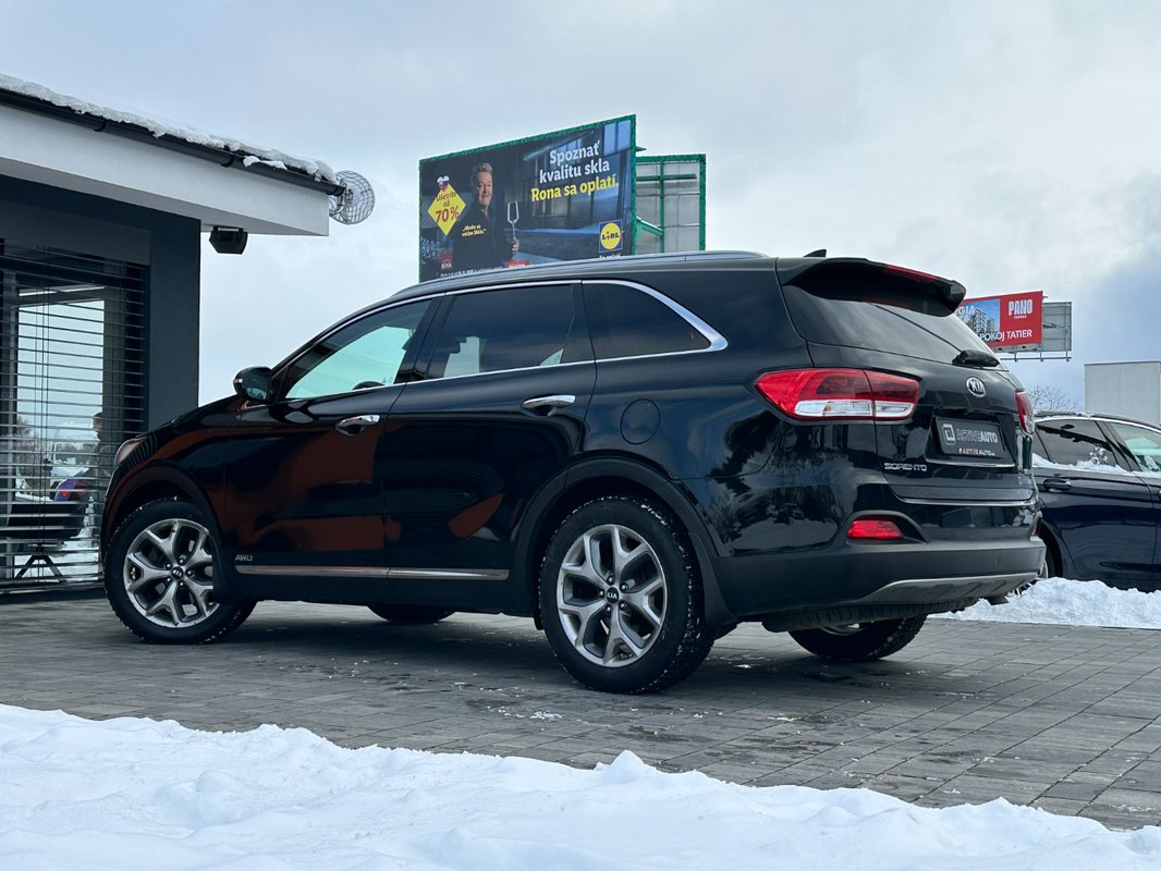 KIA Sorento 2.2 CRDi 4x4 A/T - 11