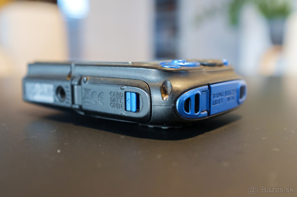 Canon PowerShot D30 - 11