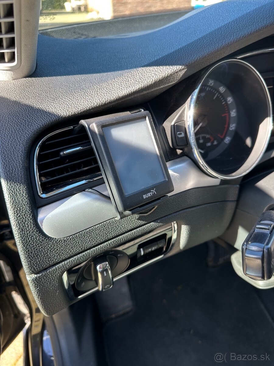 Skoda superb 2011 r - 11