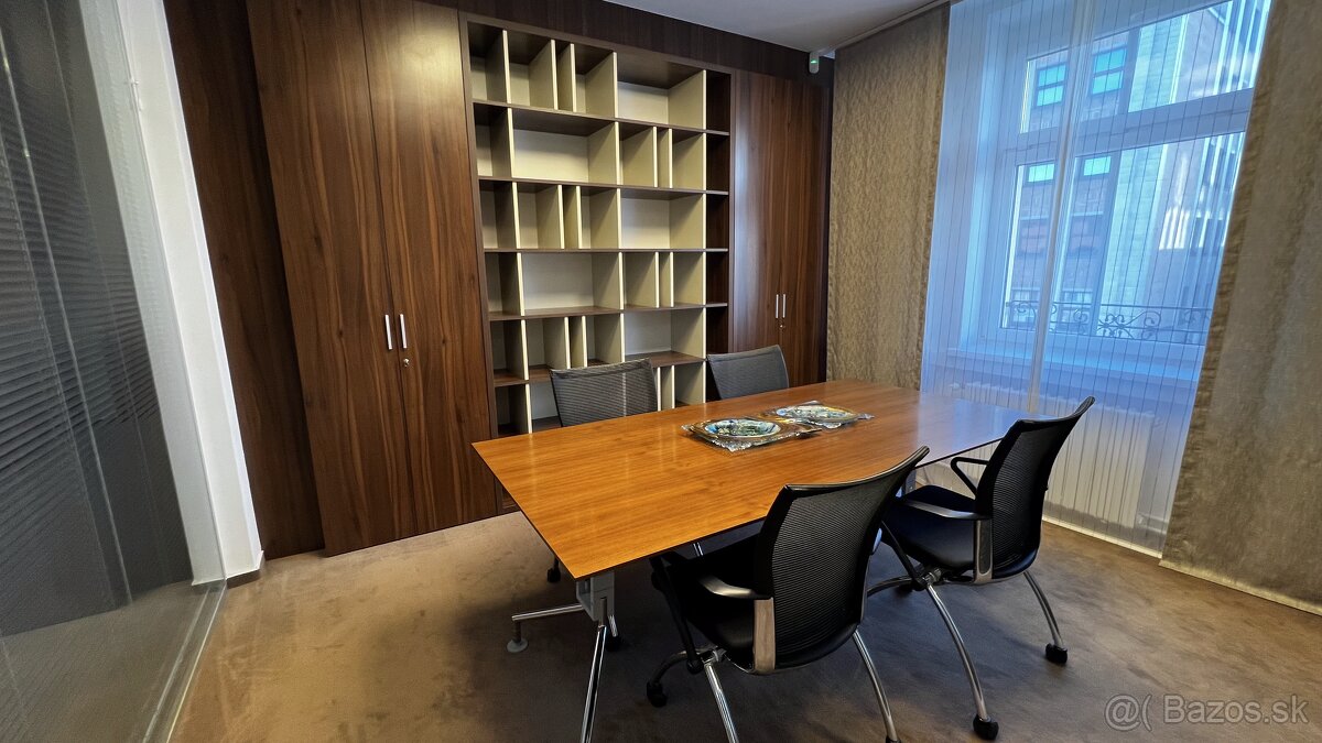 Prenájom kancelárií v historickej budove v centre Bratislavy - 11