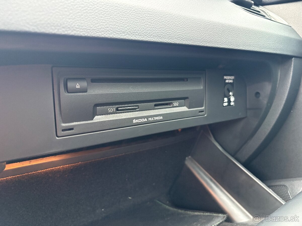 Škoda Octavia Combi - 11