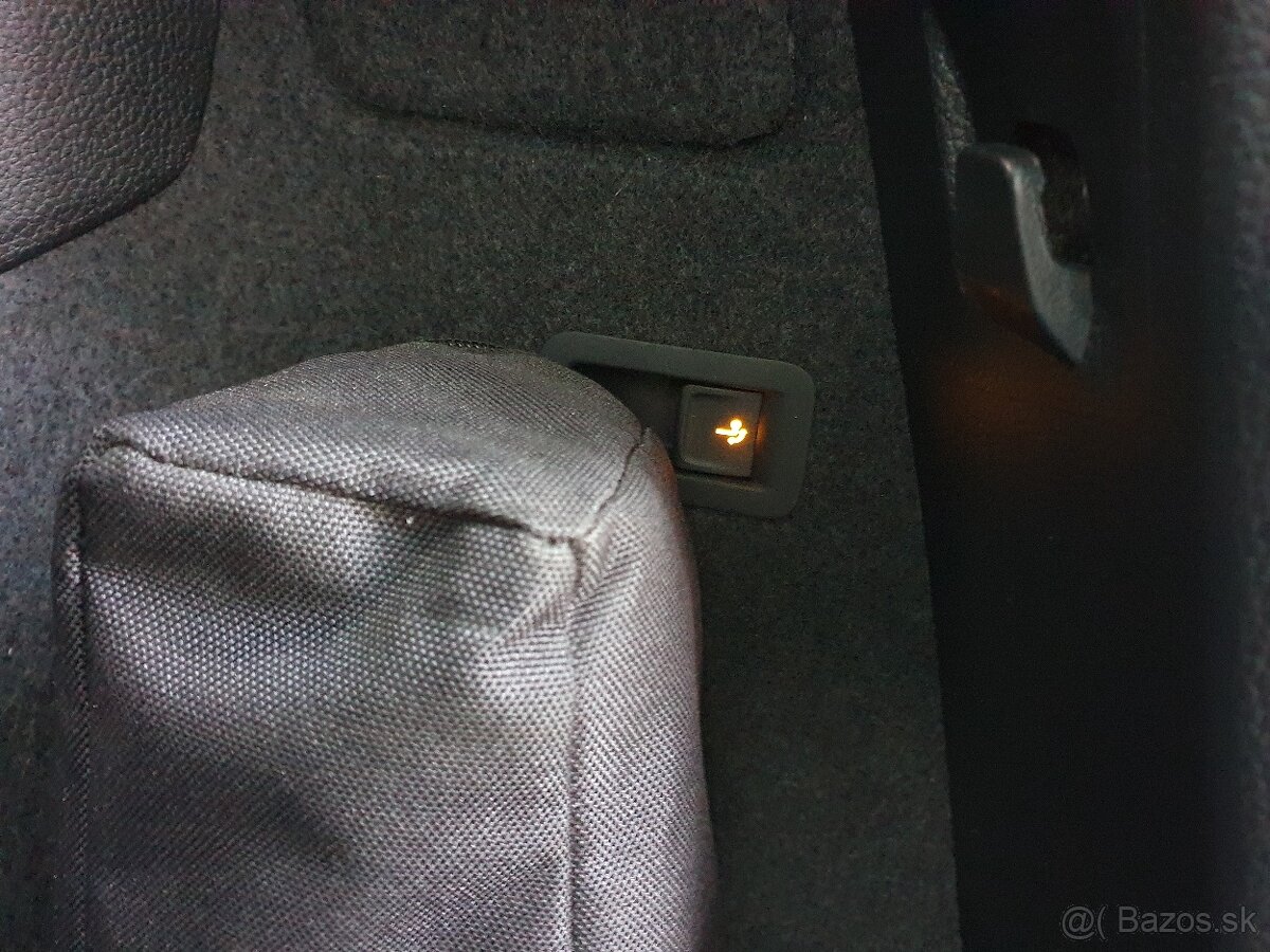 Škoda Karoq Style 2.0 TDI 110kW 4x4 DSG - záruka Autodraft - 11