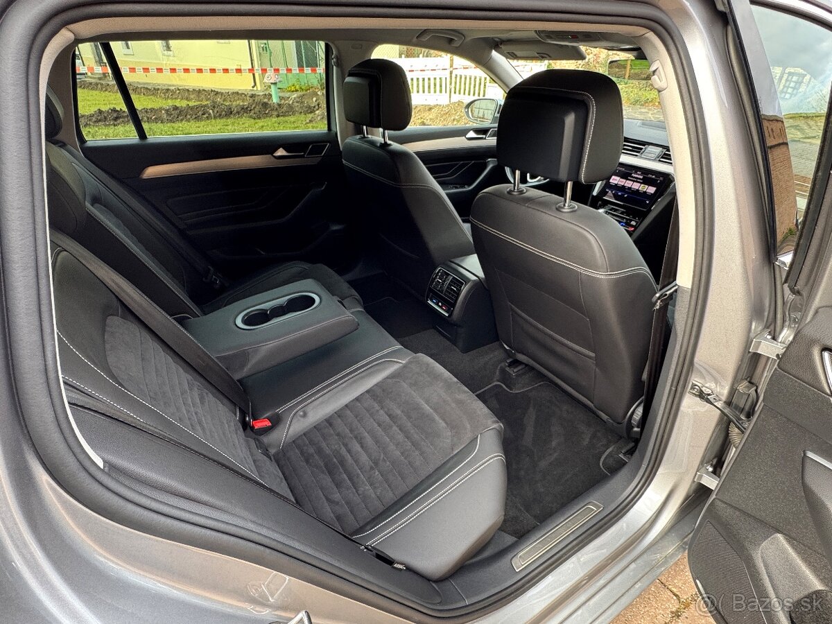 Volkswagen Passat Variant model 2021 - 11