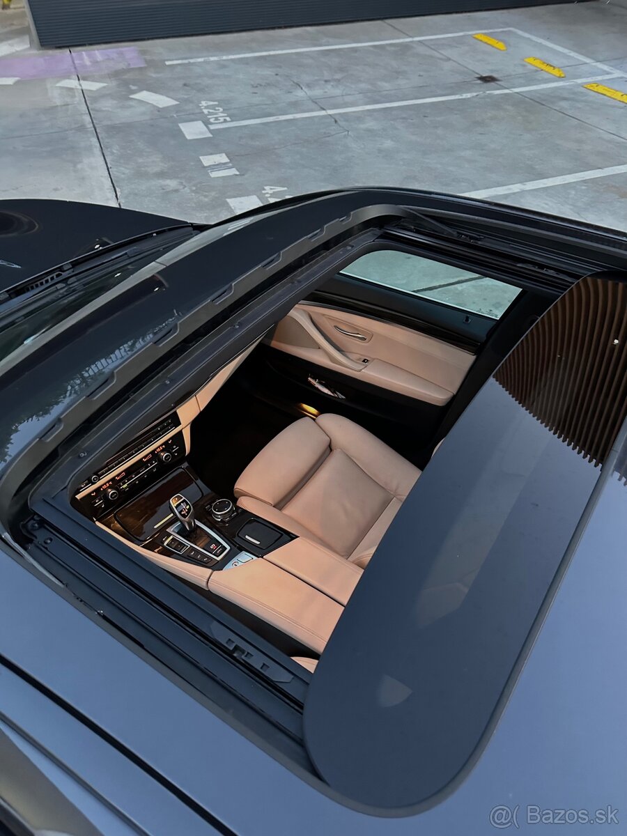 BMW 530d xDrive Luxury Line (F10) – Top výbava - 11