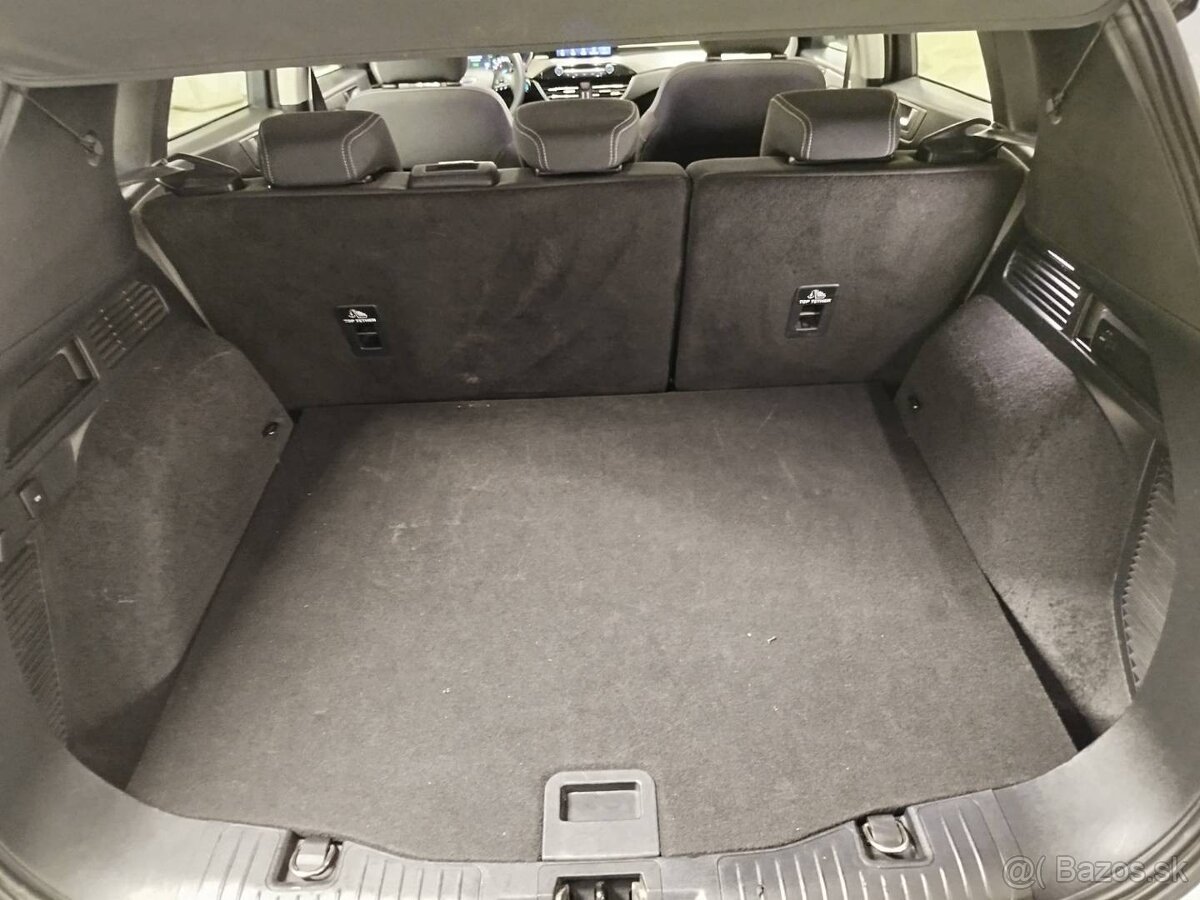 Ford Kuga 2.5 Duratec PHEV 225k Titanium CVT - 11