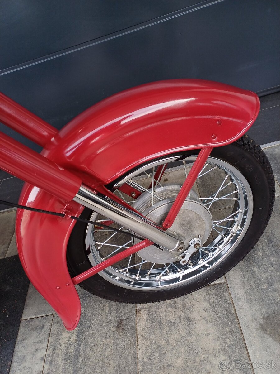 Jawa 250/559 Panelka s TP - 11