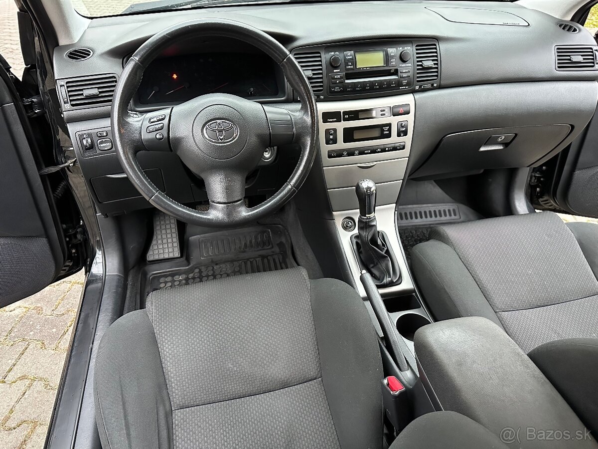 Toyota Corolla 2.0 D-4D Sol Hatchback - 11