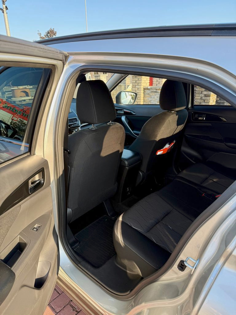 Mitsubishi Eclipse Cross 2021 1.5T Intense CVT 2WD + ťažné - 11