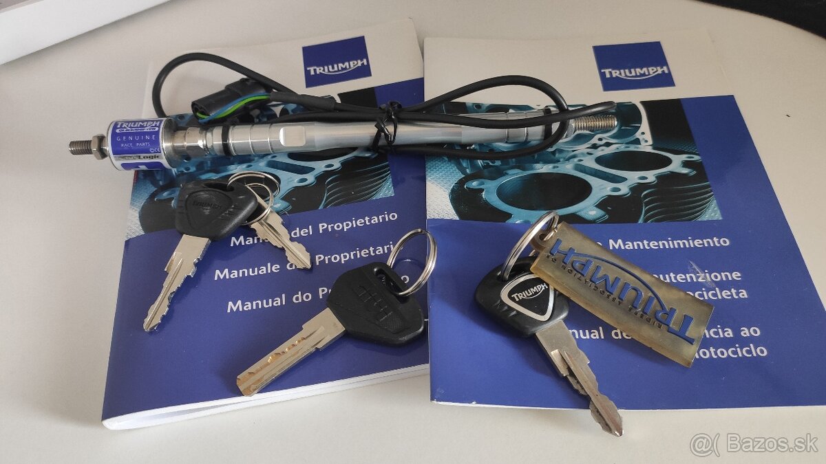 Triumph Street Triple 675 (2011) – Imperial Purple – Klenot - 11