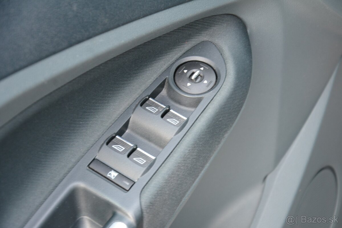 Ford C-Max 1.00 EcoBoost, Po rozvodoch, SR voz - 11