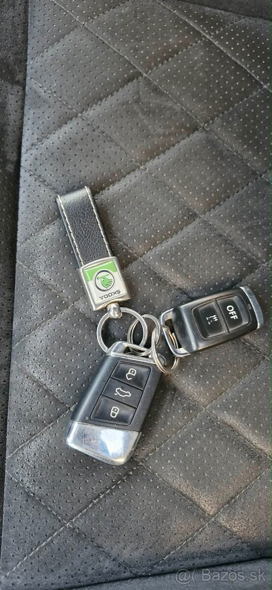 Škoda Superb Combi Sportline 2.0Tdi 4x4 Webasto 140kW - 11