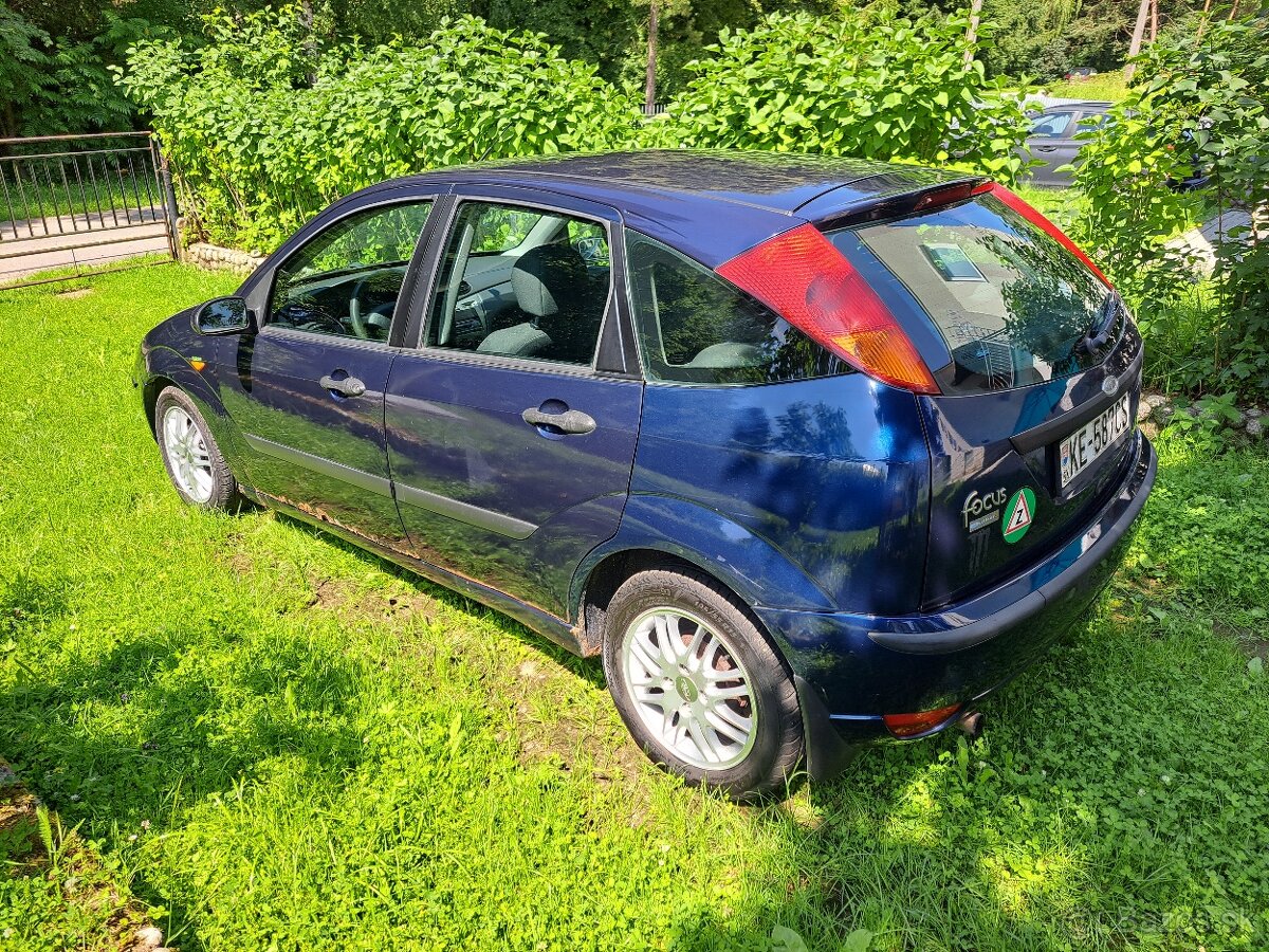 Ford Focus 2003 1,4i - 11