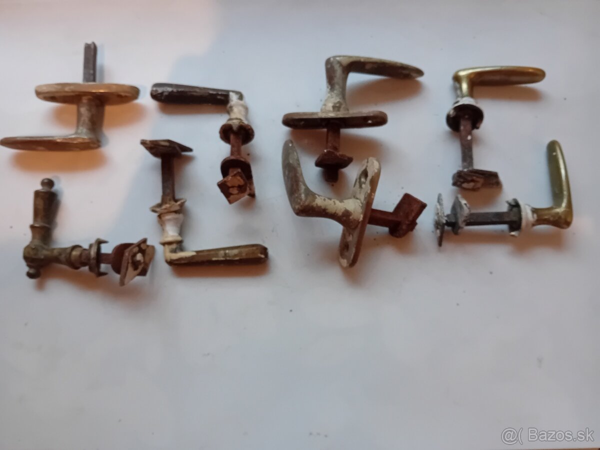 Staré mosadzné okenné kľučky - 11