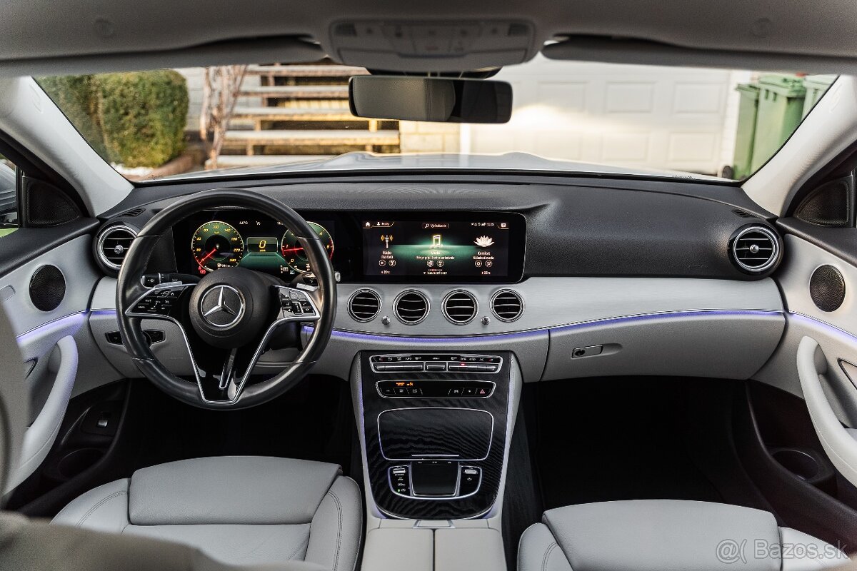 Mercedes-Benz E trieda Sedan 220 d A/T - 11